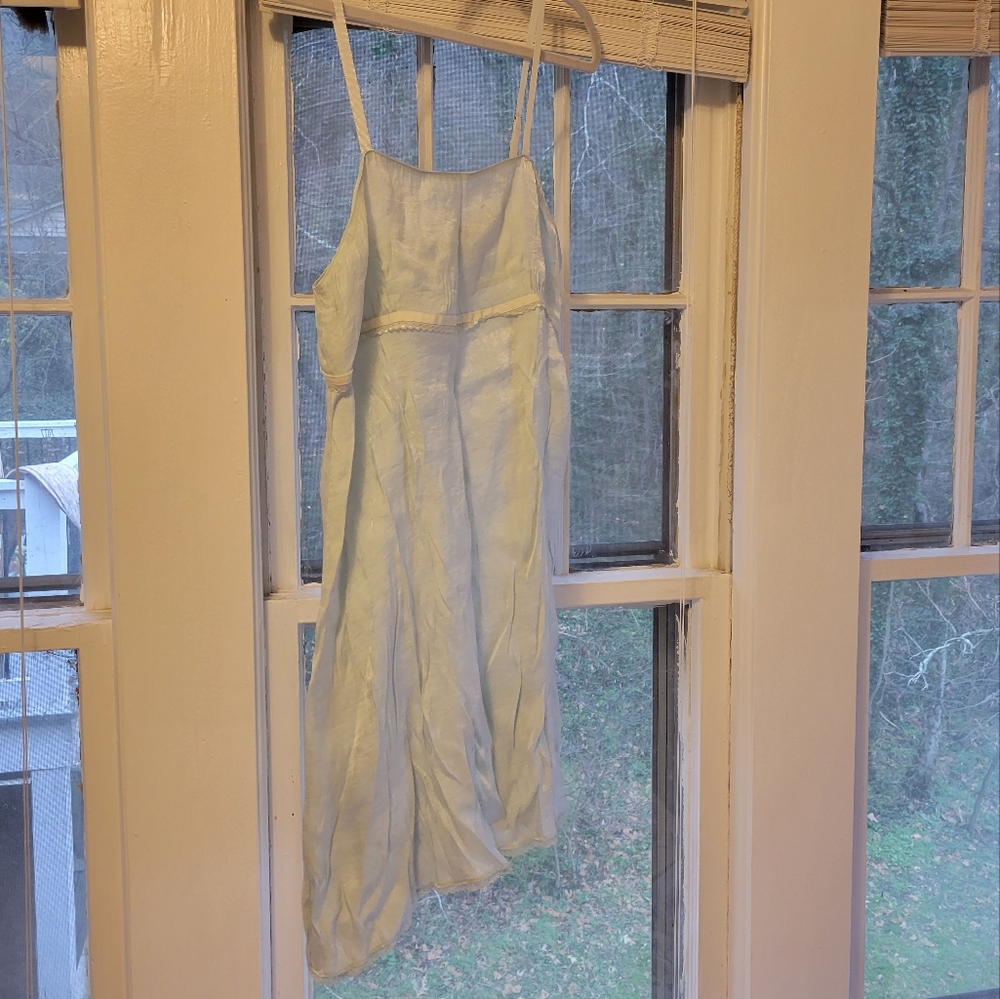 Vintage Vera Wang night gown
